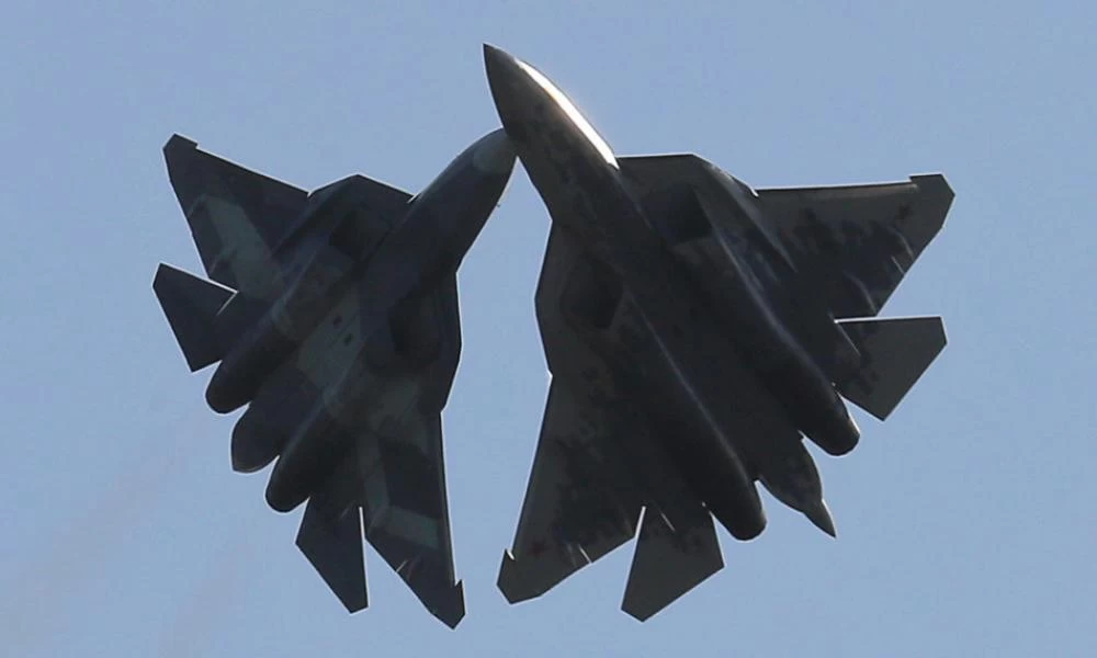 Su-57: Θα ρίξουν τα ΗΑΕ «άκυρο» στα F-35 για τους ρωσικούς stealth ανταγωνιστές τους ;